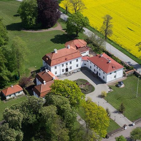 Hotel Bjaersjoelagards Slott Sjöbo Exterior foto